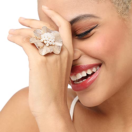 Image of SOHI Cocktail Ring for Women & Girls, Chunky Ring, Finger Ring, adjustable ring, Ladies Ring, Gold Plated Ring, aesthetic jewellery, hand ring for women