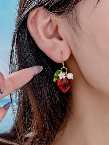 1 Pair Strawberry Shaped Earrings with Flower, Cute Fruit and Lightweight Drop Earrings for Women, Ideal for Daily Wear and Special Events, Fashion Jewelry Accessory (Style03)