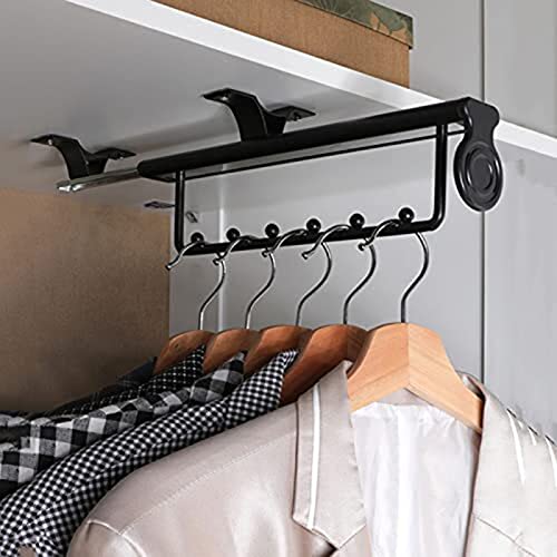 Support de rangement de placard coulissant pour remédier au manque de place