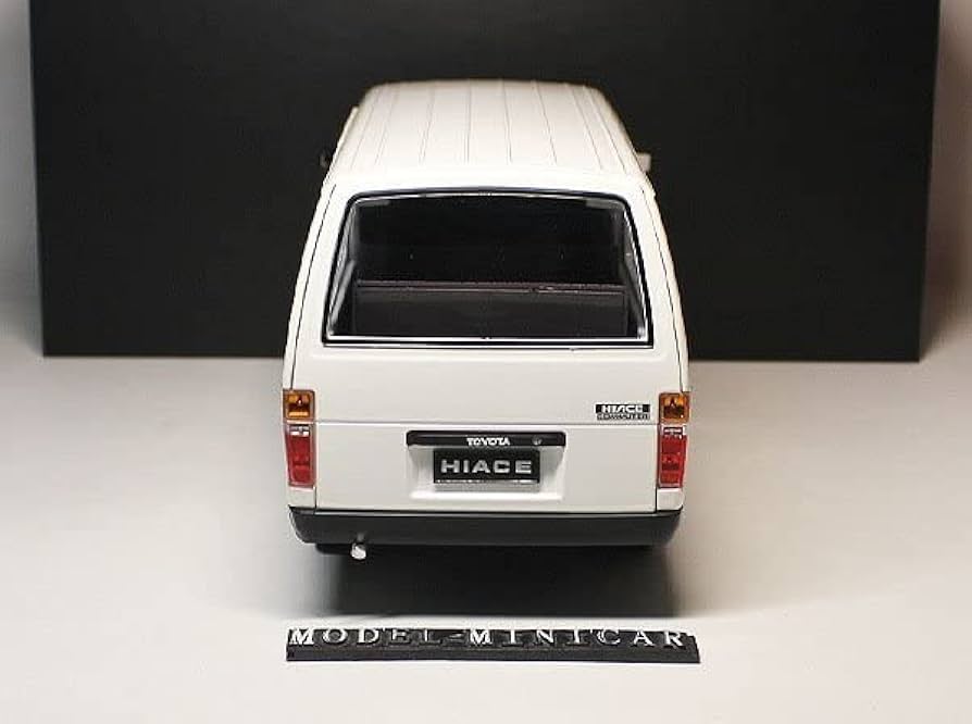 1/18 トヨタ　ハイエース Amazon | △金属製！全開閉！ミニカー 1/18 ミニカー Toyota