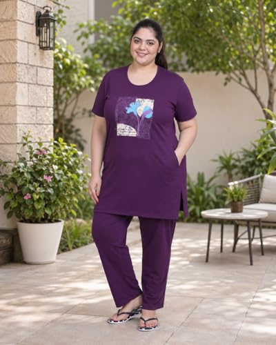 Image of In Love Women's Printed Cotton Plus Size Longline T-Shirt with Pockets | Cotton fabric - soft longline T-shirt with easy plus-size fit
