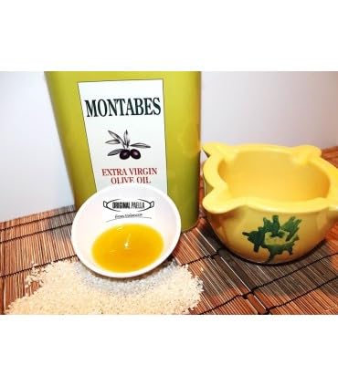 Montabes Extra Virgin Olive Oil with rice and small bowl