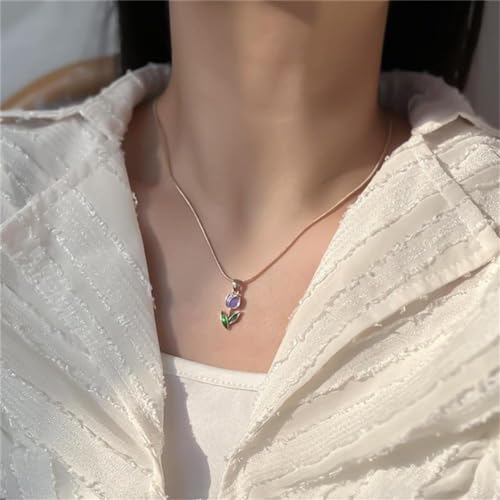 Image of Gold Tulip Necklace Tulip Flower Pendant Necklace Delicate Dainty Tulip Flower Necklace for Women Mother Wife Friendship Jewelry