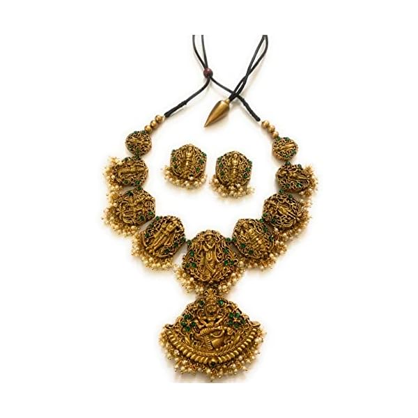 Sanaa's Terracotta Jewellery Womens Handmade Jewellery Set In Traditional Goddess Motif Design In Green Stone& Beads