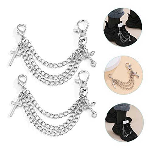 Accessoires bijoux goth pour customiser des bottes en cuir ternes