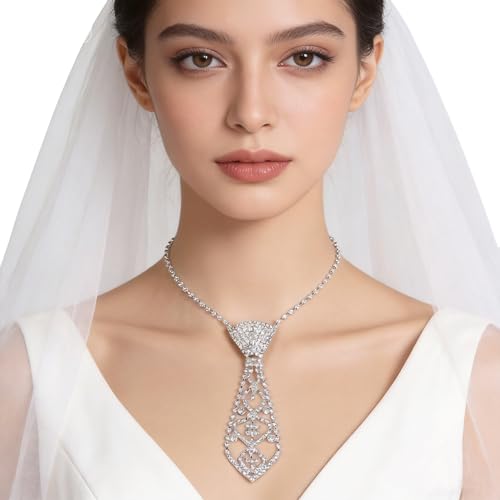 Collier cravate strass argenté idéal pour sublimer une mariée