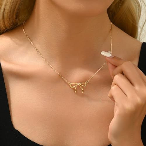 Collier cœur or 18 carats et perle : le cadeau idéal pour déclarer votre amour - 4