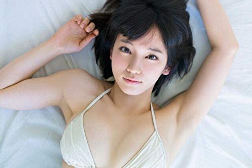 Amazon.co.jp: 吉岡里帆 L判写真 30枚+5 セット : おもちゃ