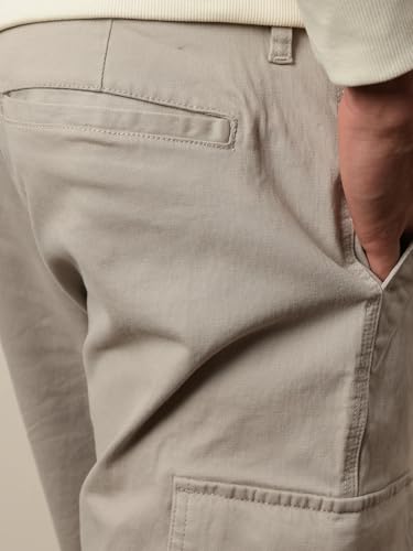 Image of Vogaan Men Solid Relaxed Fit Cotton Blend Cargo Trousers with Utility Pocket