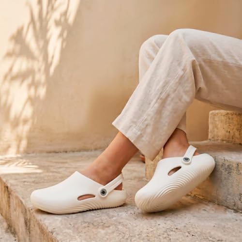 Image of Spirit Men's Lightweight Comfortable Waterproof Classic Clogs