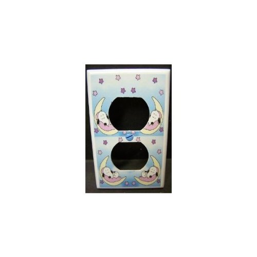 Leviton 020-88003WHT Single Gang White Duplex Receptacle Wallplate