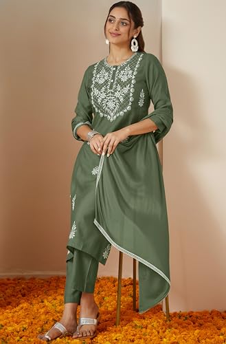 Image of Janasya Women's Silk Blend Embroidered Straight Kurta Set