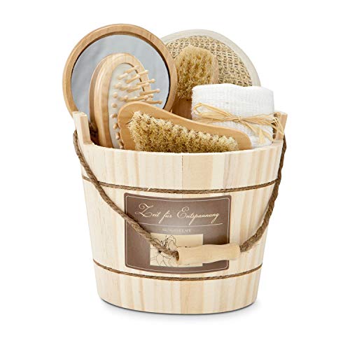 Römer Wellness Geschenkset: Sauna Holzzuber, 5-teilig inkl. Spiegel, Handtuch, Massagehandschuh und Gesichtsbürste; Verpackt im rustikalen Holzeimer; Maße: ca. 17 x 17 x 22 cm