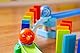 HABA 305347 - Kullerbü - Kugelbahn Kringel-Domino, Kugelbahn aus Holz mit Kringelbahn und Dominotreppe, Holzspielzeug ab 2 Jahren