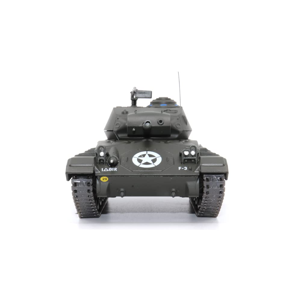 M24 Chaffee 1ª División Blindada - Italia, abril de 1945 (escala 1:43)