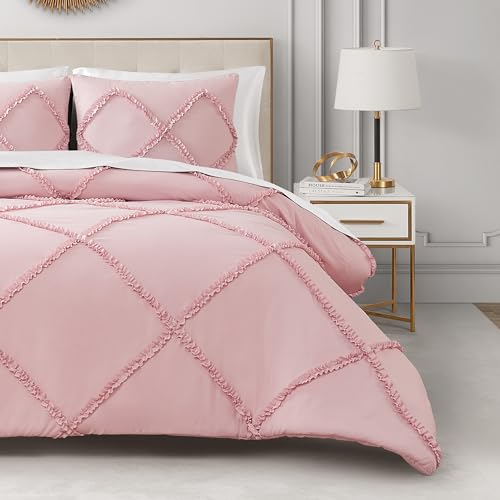 Image of Juicy Couture Diamond King Comforter Set - Ruffle 3-Piece Machine Washable Reversible Bedding Comforter Set, Light Pink