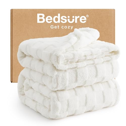 Bedsure GentleSoft Full Size Blankets for Bed White - Super Soft Cozy Fleece Blanket for Women Men Girls, Large Fuzzy Throws for Bedroom Decor, 84x90 Inches