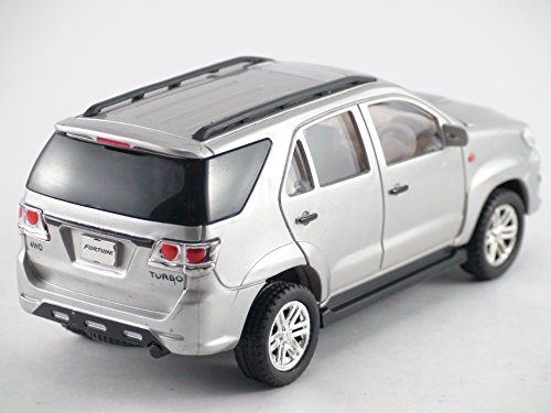 Image of Centy Toys Kids Fortuner Figure (150 /60 /60 Mm, Silver)