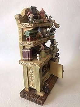 WDCC ピノキオ Pinocchio ゼペットじいさんのおもちゃ棚 WDCC ピノキオ Pinocchio ゼペットじいさんのおもちゃ棚 - メルカリ