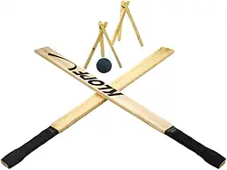 Kit Jogo de Betes com 2 Tacos de Madeira, 2 Casinhas e 1 Bola 4002 Klopf Brincadeira Esportes Atividades Bet Tacobol