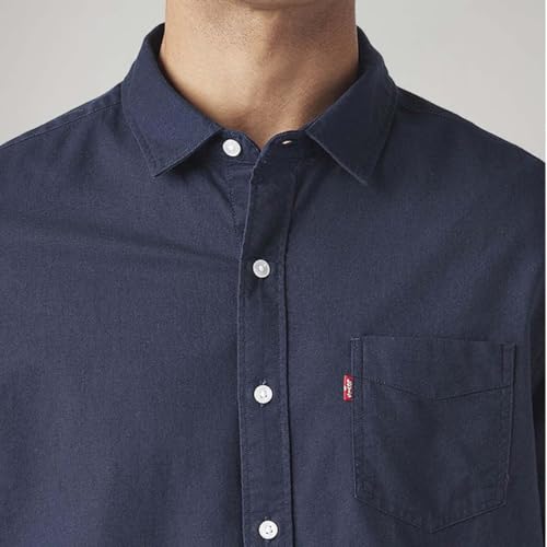 Image of Levi's Men's Solid Slim Fit Shirt White
