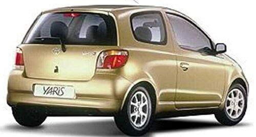 QUEMAR Kit Tappetini Auto Per Yaris II 2005-2011 | Tappeti Moquette E Gomma Su Misura Con Ricami Personalizzati | Made In Italy