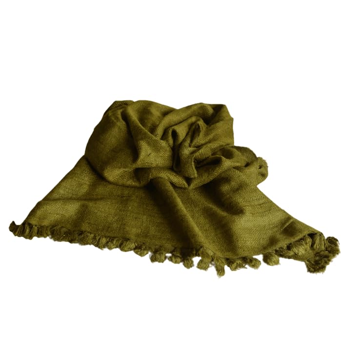 Écharpe en soie olive pour femme idéale pour vos sorties en ville