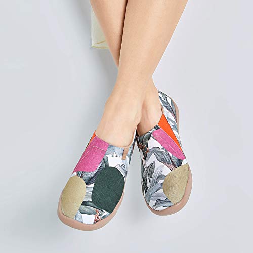 Image of UIN Women's Artistic Slip-On Shoes Vibrant Floral Casual Loafers Lightweight Comfortable Travel Footwear