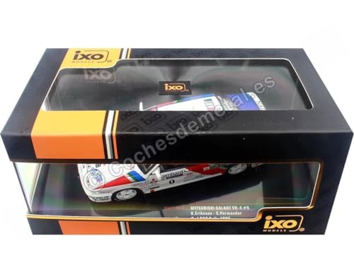 Modelo de coche de colección IXO blanco azul rojo miniatura 4
