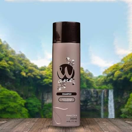 Shampoo with Active Keratin and Coconut Oil, 300 ml | Active Keratin, Coconut Oil, Home Care, Hair Nourishment, 300 ml Bottle-image-17