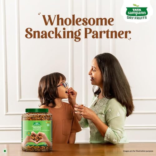 Image of Tata Sampann Premium Delight Protein Nuts & Seeds Mix, 1kg, Protein Trail Mix, Mixed Dry Fruits, Roasted Almonds, Pumpkin and Flax Seeds, Green Raisins, Amla Bits, & Cranberries Slices, Reusable Jar