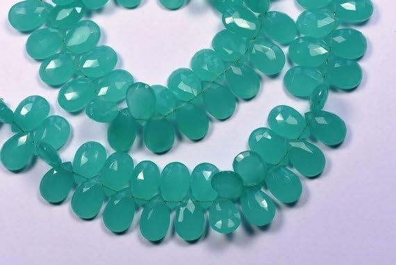 Quartz calcédoine bleu aqua en perles briolettes pour concevoir un bijou personnalisé