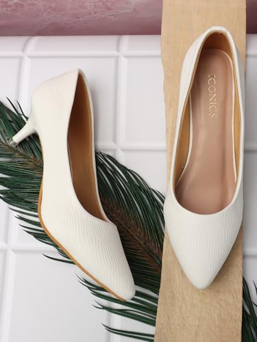 Image of Iconics Women's Textured Pointed Toe Kitten Heel Pump