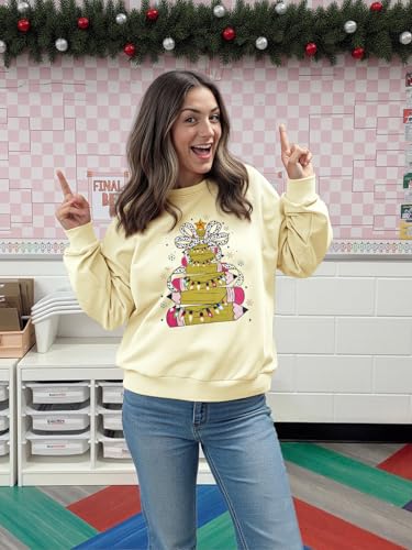 Christmas Sweatshirts for Women Funny Christmas Tree Xmas Cute Graphic Long Sleeve Shirt