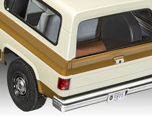 Revell Modellbau Stranger Things Jim Hopper´s Chevy Blazer K5