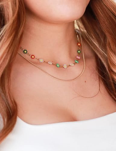 Cute Flower Necklace for Women 18K Gold Plated Dainty Daisy Flower Pearl Choker Necklace for Women3