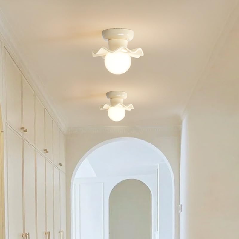 Plafonnier fer fleur crème scandinave pour une ambiance poétique