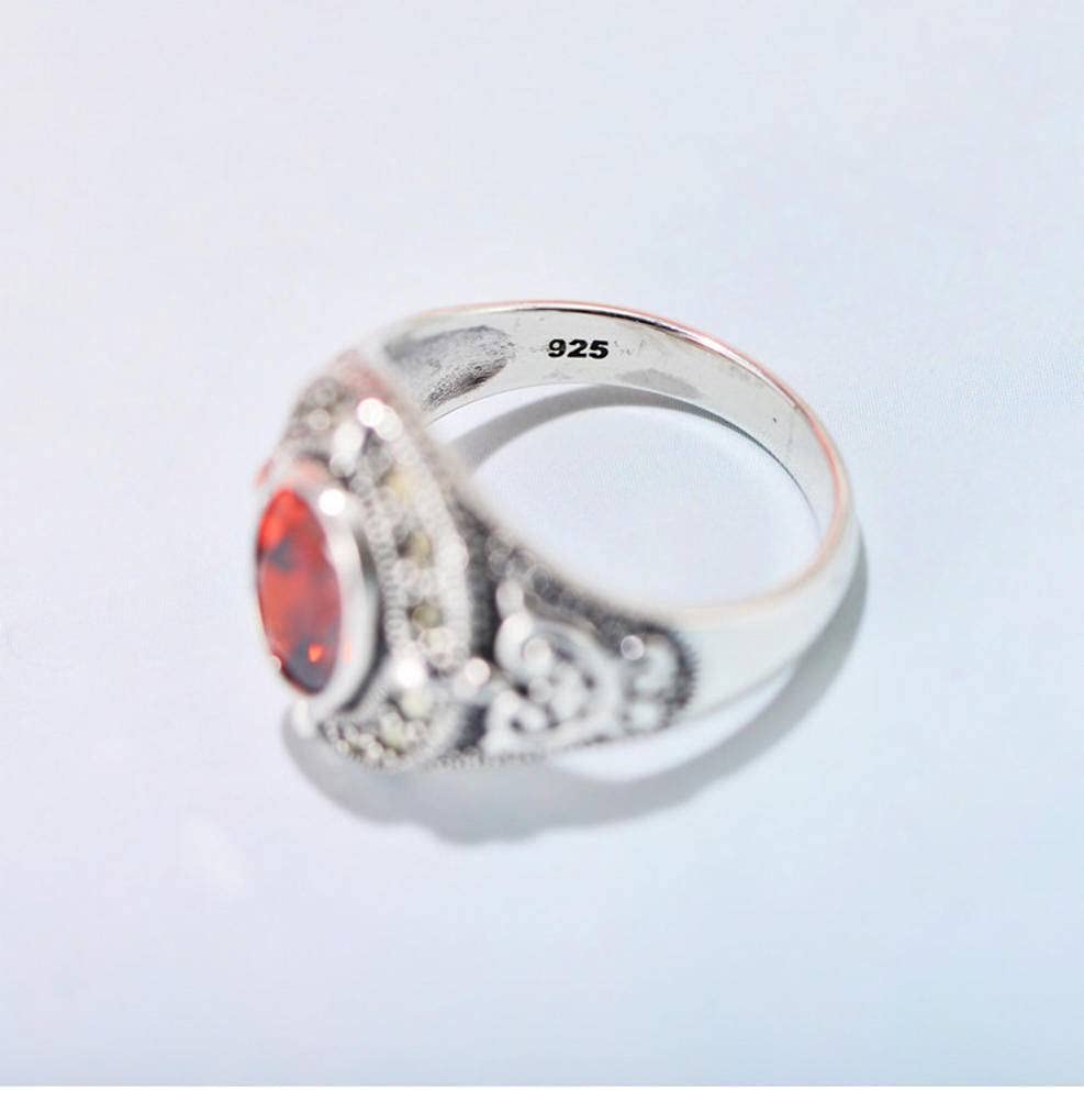 Anillo Cerrado Tallado Ovalado de Circonita Roja de Estilo de Corte Retro, Anillo de Moda para Hombres Y Mujeres, Regalos para Amantes, Circonita Roja Tallada 13#, OZZKI, Anillo Circón Rojo Tallad