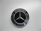 Color negro. Emblema original de Mercedes Benz para el capó, color negro