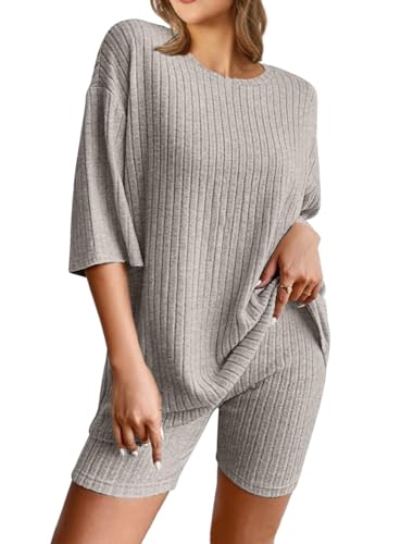 Ensemble de pyjama côtelé Syphiby femme la finesse d'un vêtement de nuit complet et raffiné