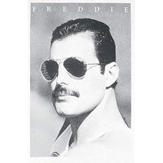Queen Freddie Mercury – Sunglasses Homme T-Shirt Manches Courtes Blanc Regular/Coupe Standard - Les Beatles, Paul McCartney, John Lennon, RIngo Starr, George Harrison Queen Freddie Mercury - Sunglasses Homme T-Shirt Manches Courtes Blanc Regular/Coupe Standard – Image 3