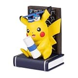 Pokémon Center Graduation: Pikachu Figure