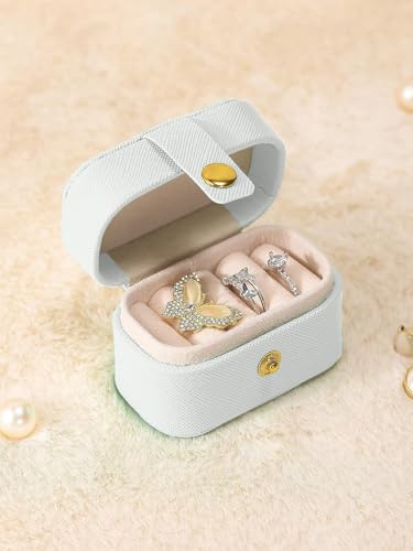 Image of Cortina Pu Leather Small Jewelry Box, Travel Portable Jewelry Case For Ring, Pendant, Earring, Necklace, Bracelet Organizer Storage Holder Boxes - Off White