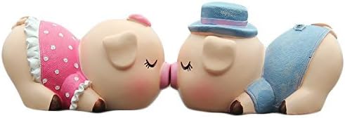 Amazon Co Jp 癒し系 二匹 の ブタ さん カップル Kiss かわいい 車 飾り アクセサリー 装飾品 雑貨 置物 こもの ブタさん 豚 車用品 ホーム キッチン