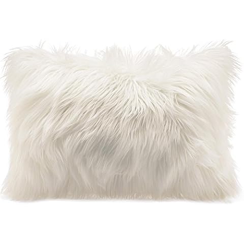CelinaTex Cuddly Dekokissen 40 x 60 cm weiß Langhaar Zierkissen dekoratives Fellimitat Sofakissen Kunstfell Kissen Cover