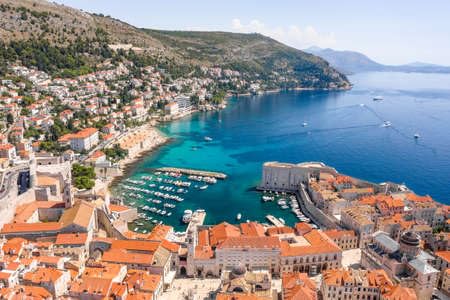 Tableau acrylique Dubrovnik matin d'été pour illuminer une pièce sombre