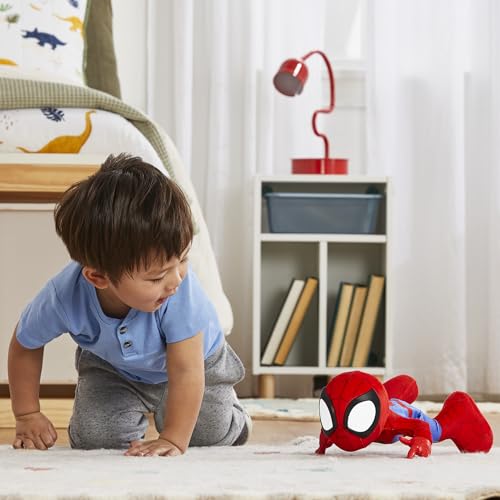 Peluche Interactive Spidey Hasbro : le héros qui rampe au sol