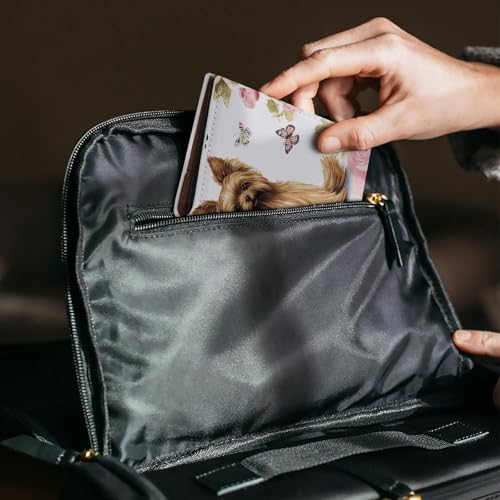 Housse de passeport en cuir texturé motif artistique Yorkshire et papillons