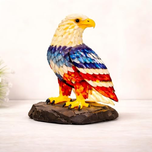 Patriotic American Flag Eagle-Shaped Lamp - A Bright Desk lamp Featuring a vividly Colored Realistic Bird Statue as the Tabletop Night Light. an Artistic Decoration for the Living Room or Bedroom.