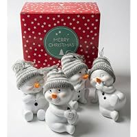 Khevga Lot De 4 Figurines Bonhommes De Neige – Décoration Noël – Polyrésine Peinte à La Main – 6x6x11 Cm – Avec Bonnets En Tissu